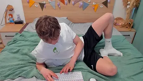 Fandi_777 — Stripchat recorded stream screenshot (24 Feb 2026)