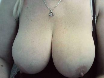 Multiply-orgazm — Bongacams recorded stream screenshot (24 Feb 2026)