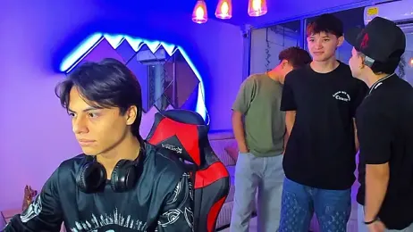 Houseofwarrios — Stripchat recorded stream screenshot (24 Feb 2026)