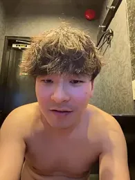 yuuki8910 — Stripchat recorded stream screenshot (24 Feb 2026)