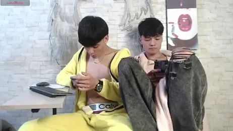 axel_milo_kairo_and_noa — Stripchat recorded stream screenshot (25 Feb 2026)