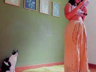 karlyee — Camsoda recorded stream image, 26.02.2026 11:50