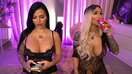 GoldenAmber — Stripchat recorded stream screenshot (27 Feb 2026)