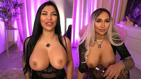 GoldenAmber — Stripchat recorded stream screenshot (27 Feb 2026)