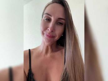 HOT_honey — Bongacams recorded stream image, 01.03.2026 02:10