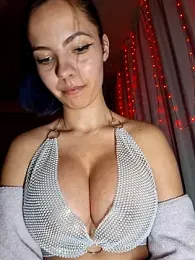 allinqueen — Stripchat recorded stream screenshot (01 Mar 2026)