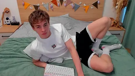 Fandi_777 — Stripchat recorded stream screenshot (03 Mar 2026)