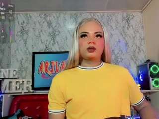 mayka-brunette01 — Camsoda recorded stream screenshot (03 Mar 2026)