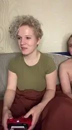 MrMrsRight — Stripchat recorded stream image, 06.03.2025 18:00