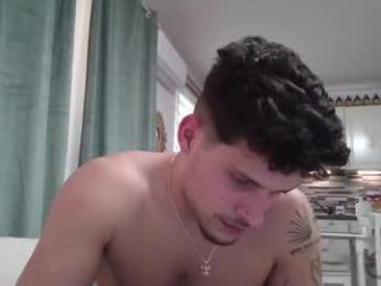 roberto_twink1 — Chaturbate recorded stream image, 04.03.2026 07:00