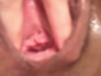 bouncingb00bs — Chaturbate recorded stream screenshot (04 Mar 2026)