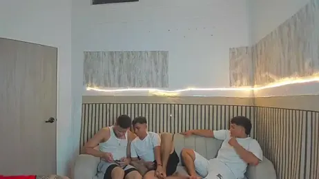 friendslikeplay — Stripchat recorded stream screenshot (04 Mar 2026)