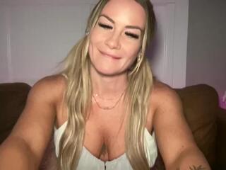 Kay Devon — Flirt4free recorded stream image, 05.03.2026 01:30