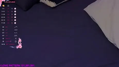 Hollara_Bangg — Stripchat recorded stream screenshot (05 Mar 2026)