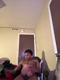 Bigdicktrick227 — Stripchat recorded stream image, 05.03.2026 07:00