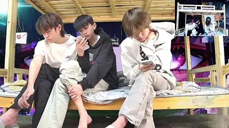 xiaohuangren01 — Stripchat recorded stream screenshot (05 Mar 2026)