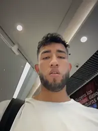 liam_bronw — Stripchat recorded stream screenshot (05 Mar 2026)