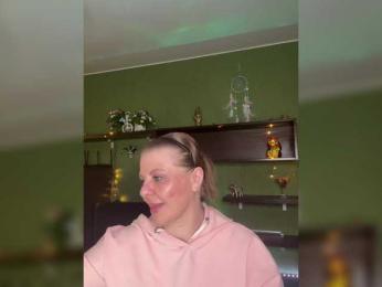 Veronika_Gold — Bongacams recorded stream screenshot (06 Mar 2026)