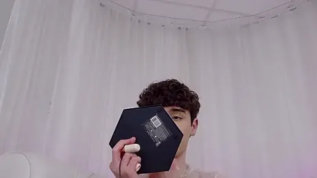 RobbyCharming — Stripchat recorded stream image, 06.03.2026 11:00