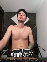 bigryann23 — Stripchat recorded stream screenshot (06 Mar 2026)