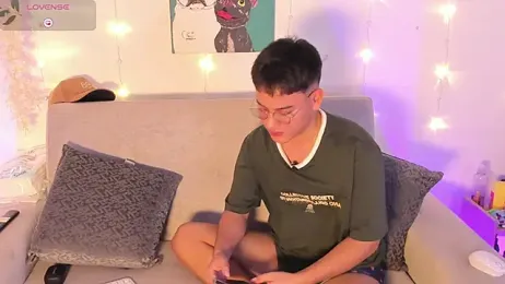 Young_Ben — Stripchat recorded stream screenshot (07 Mar 2026)