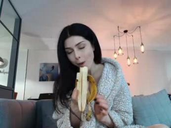 milla_bella — Chaturbate recorded stream image, 07.03.2026 19:00