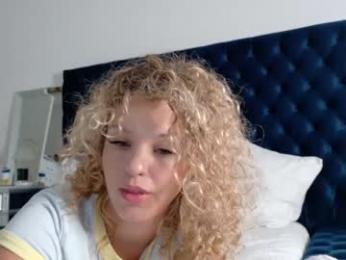 theislandgirl — Chaturbate recorded stream screenshot (08 Mar 2026)