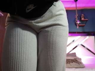 lady-brownn — Camsoda recorded stream screenshot (09 Mar 2026)