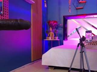 lady-brownn — Camsoda recorded stream screenshot (09 Mar 2026)