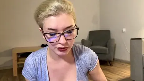 Love_plat1na — Stripchat recorded stream screenshot (10 Mar 2026)