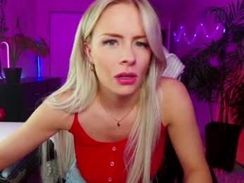 oliviaowens — Chaturbate recorded stream image, 07.03.2025 06:30