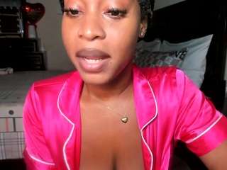 iluvsaffire-bleu — Camsoda recorded stream image, 11.03.2026 20:30