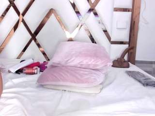 zafirahot — Camsoda recorded stream image, 12.03.2026 12:10