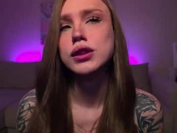 twiinkie_pie — Chaturbate recorded stream image, 12.03.2026 16:10