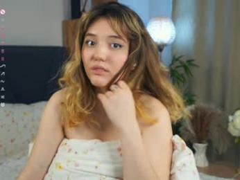 pinkncrazy — Chaturbate recorded stream screenshot (01 Feb 2025)