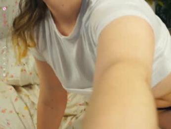 pinkncrazy — Chaturbate recorded stream screenshot (01 Feb 2025)