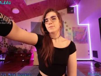 milla_milla — Chaturbate recorded stream screenshot (13 Mar 2026)