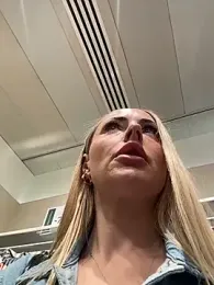 EmaSalis — Stripchat recorded stream image, 13.03.2026 09:40