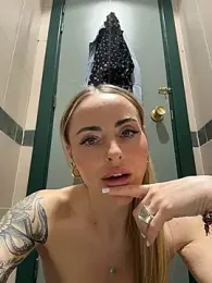 EmaSalis — Stripchat recorded stream image, 13.03.2026 09:40