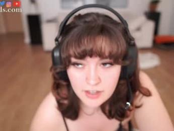 serareads — Chaturbate recorded stream image, 13.03.2026 23:40