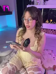 _nobara__ — Stripchat recorded stream image, 15.03.2026 03:40