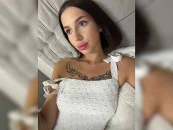 BabyDarii — Bongacams recorded stream screenshot (15 Mar 2026)