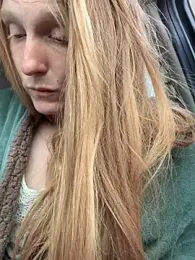 GoldenFlameGoddess — Stripchat recorded stream screenshot (15 Mar 2026)