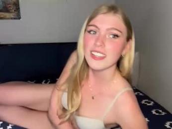 elliee81 — Chaturbate recorded stream screenshot (16 Mar 2026)