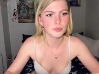 elliee81 — Chaturbate recorded stream screenshot (16 Mar 2026)