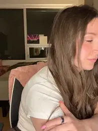 nerdynina — Stripchat recorded stream image, 17.03.2026 03:00