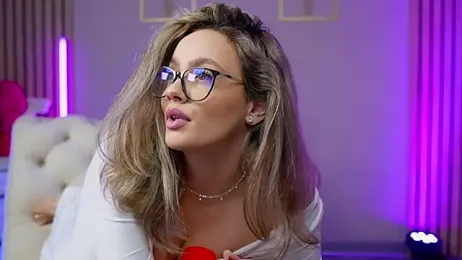 SabrinaJade — Stripchat recorded stream image, 17.03.2026 06:30