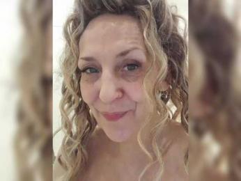 mery8poppins — Bongacams recorded stream screenshot (17 Mar 2026)