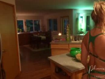 phoenix_taylor — Chaturbate recorded stream image, 18.03.2026 00:00