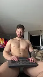 Valenthino_Salvatore — Stripchat recorded stream screenshot (18 Mar 2026)